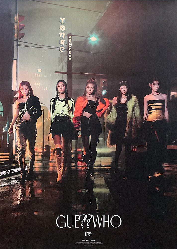 ITZY - Album [GUESS WHO] Official Poster 01 - KAVE SQUARE