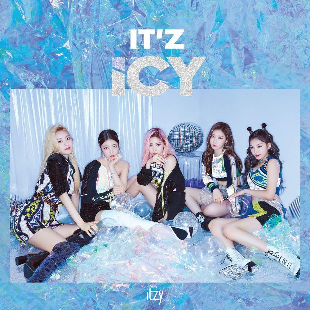 ITZY - Album [IT'z ICY] - KAVE SQUARE